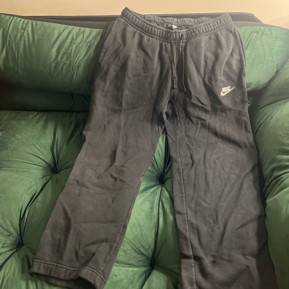 Black nike sweatpants